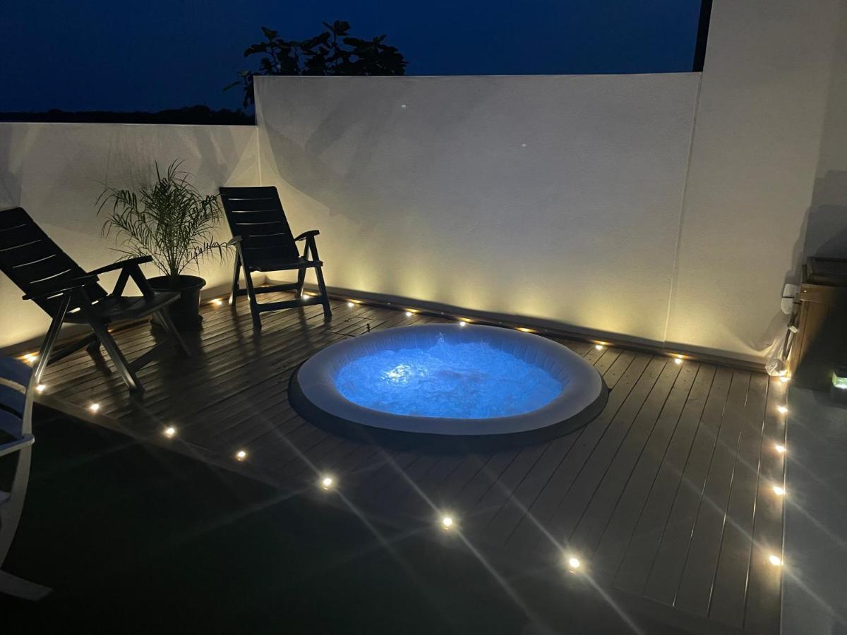 Appartement Avec Spa-Avril A Sept-Camargue 4 Personnes Saint-Laurent-dʼAigouze 외부 사진
