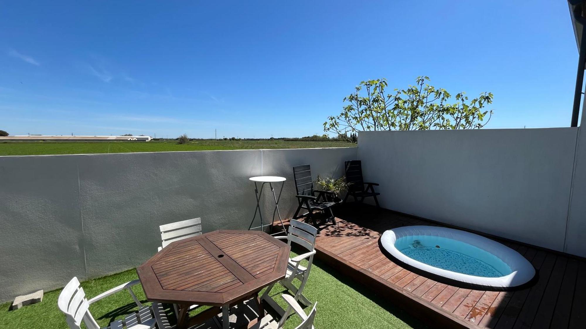 Appartement Avec Spa-Avril A Sept-Camargue 4 Personnes Saint-Laurent-dʼAigouze 외부 사진